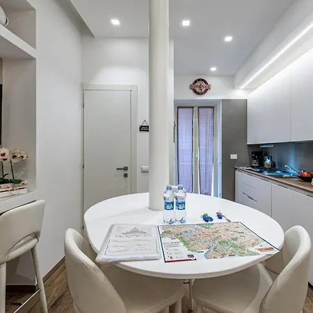 St. Peter's Refuge 2 Rom